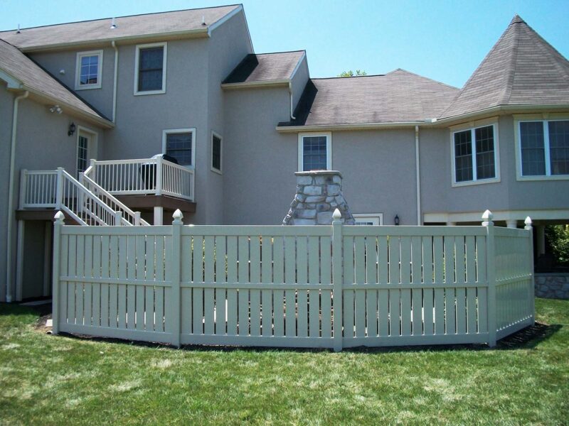 Vinyl Fence | KVT Vinyl Fence Keystone Vinyl Tech Lancaster PA