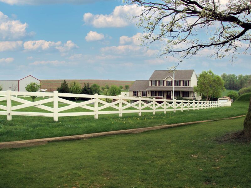 Commercial & Agricultural Fence | KVT Vinyl Fence Keystone Vinyl Tech Lancaster PA